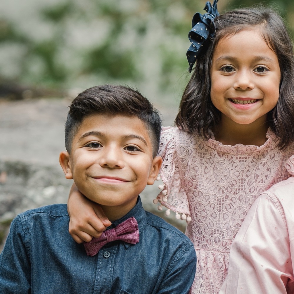 Meet your Posher, Gomez Kids